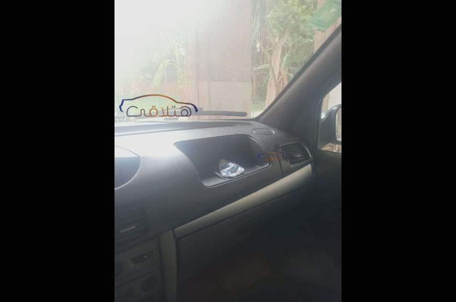 Symbol Renault فيراني