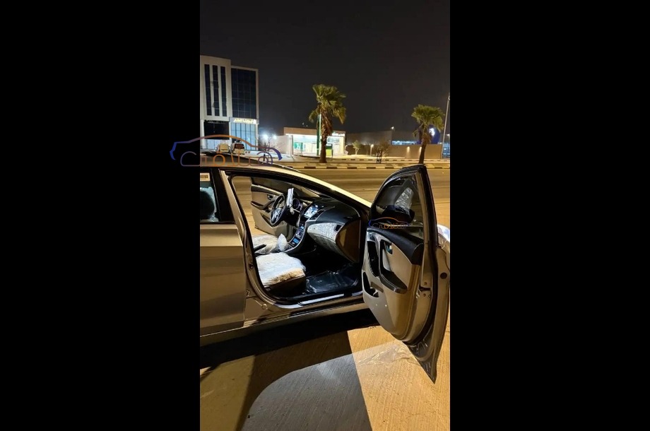 Avante Hyundai آخر