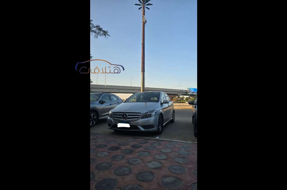 B 180 Mercedes فضي