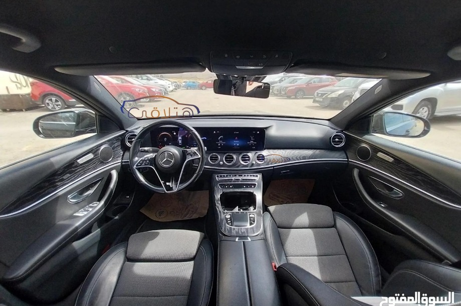 E 200 Mercedes Black