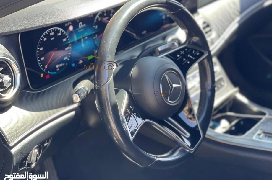 E 200 Mercedes Black