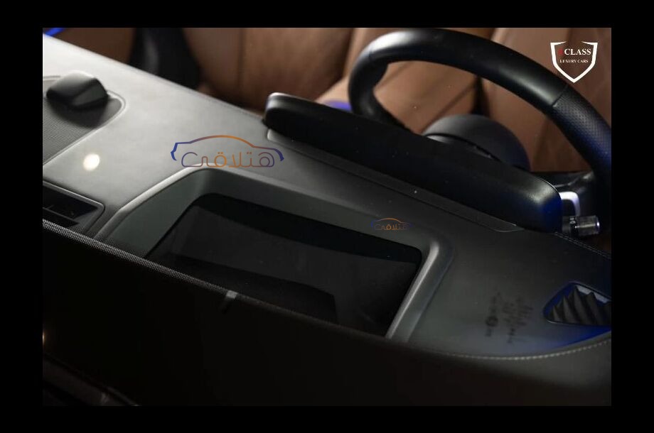 E 200 Mercedes أبيض