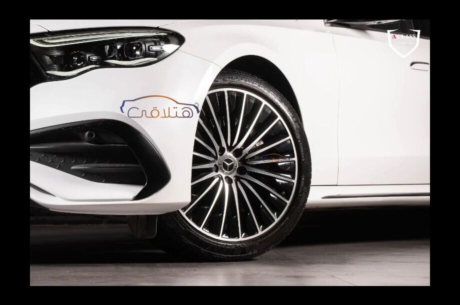 E 200 Mercedes أبيض