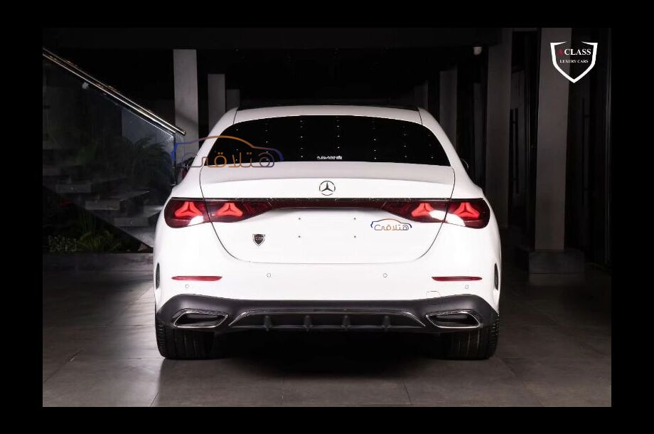 E 200 Mercedes أبيض