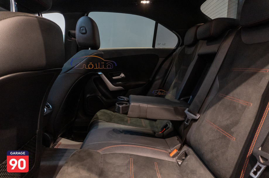 A 200 Mercedes أسود