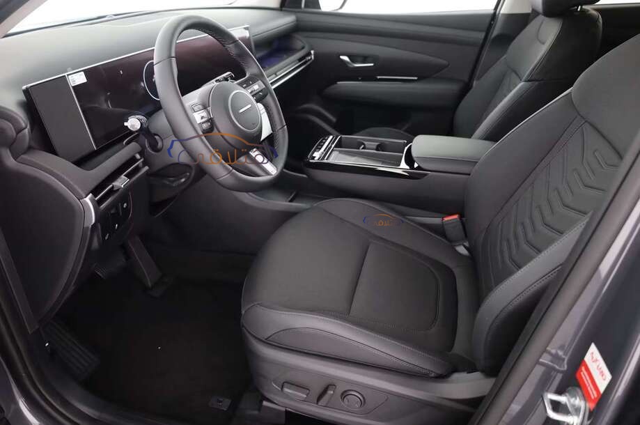 Tucson GDI Hyundai أسود