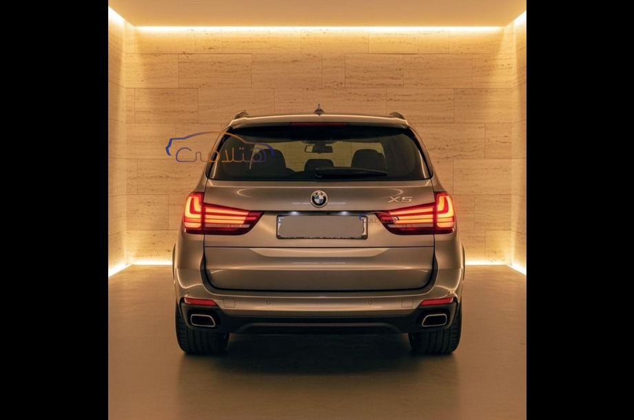 X5 BMW فضي