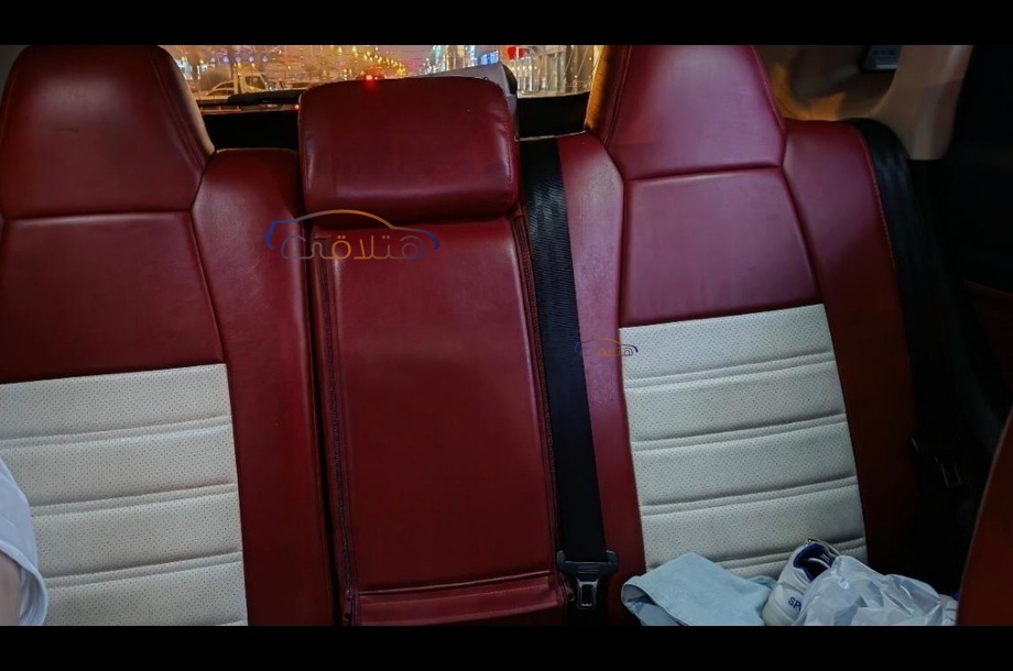 T77 Pro Bestune الأزرق الداكن