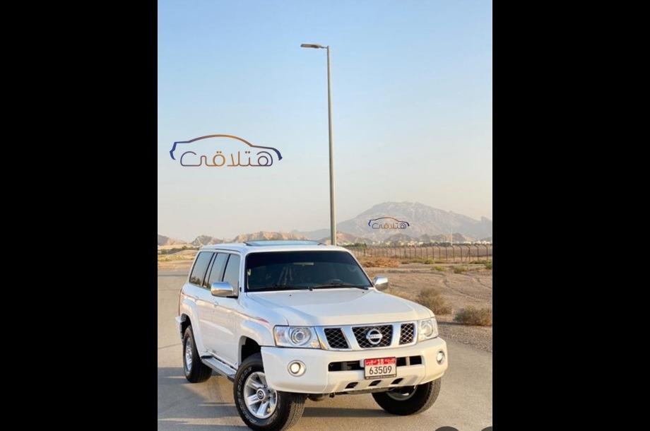 Patrol safari Nissan أبيض