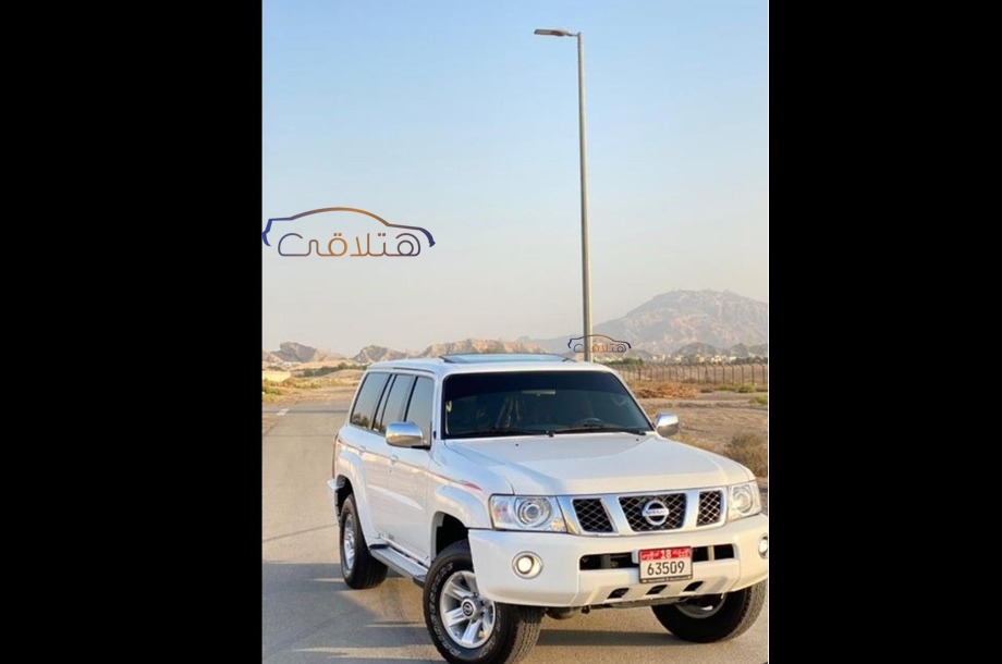 Patrol safari Nissan أبيض