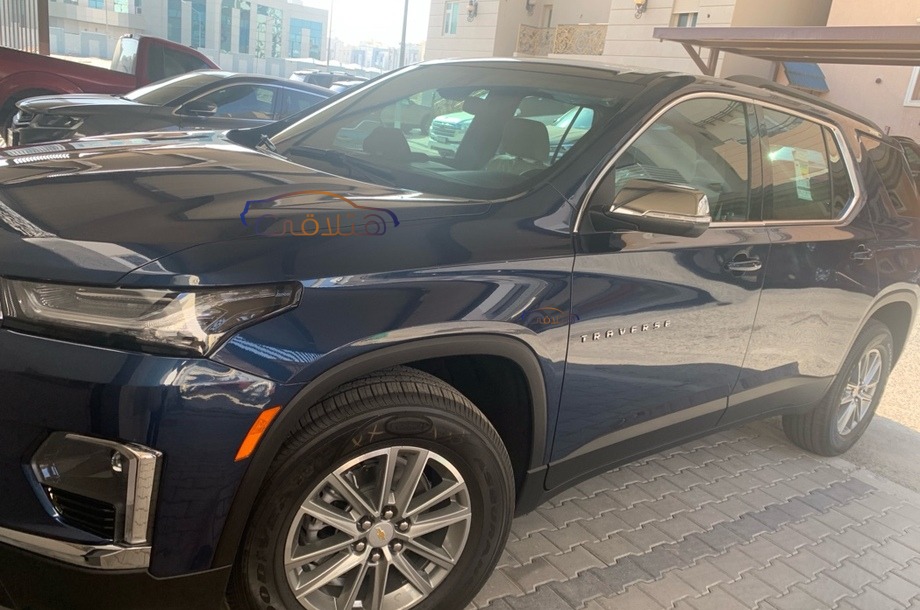 Traverse Chevrolet الأزرق الداكن