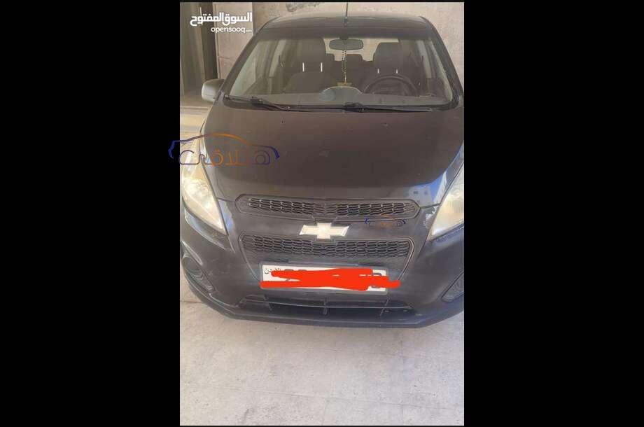 Spark Chevrolet أسود