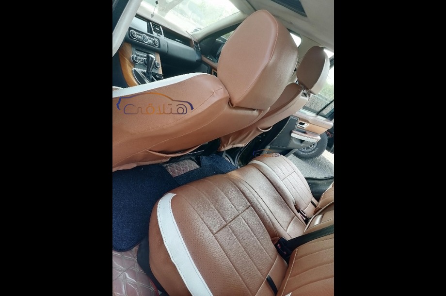 Sport Land Rover أسود