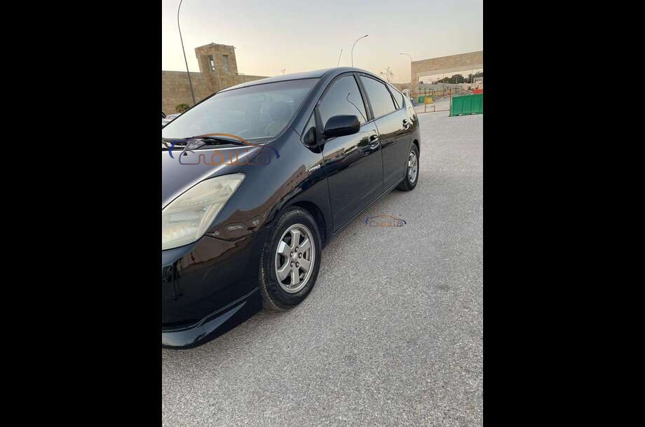 Prius Toyota أسود
