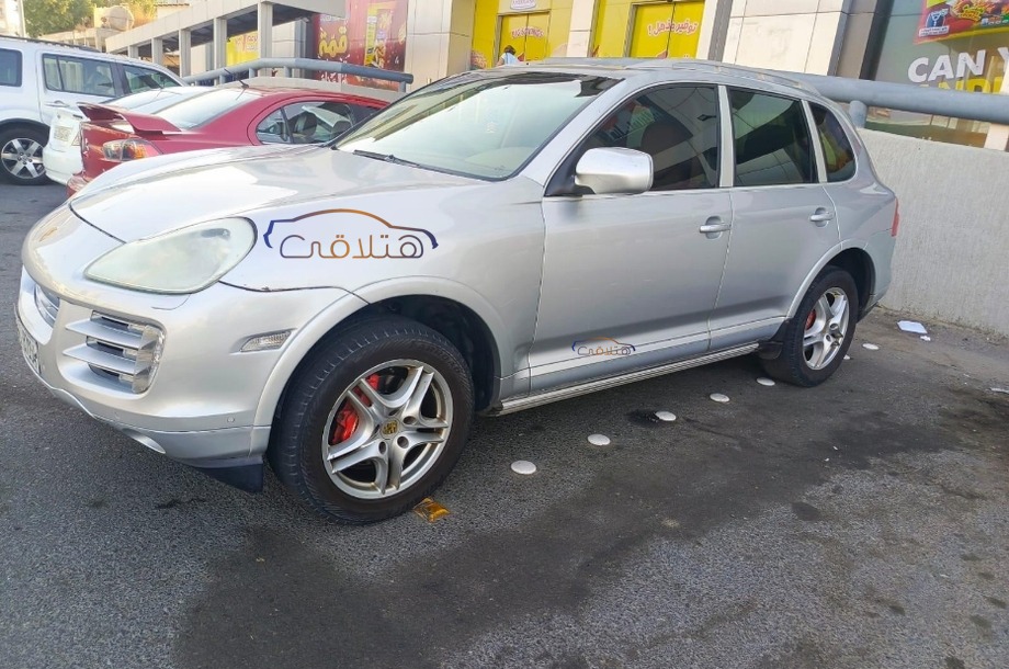 Cayenne Porsche Silver