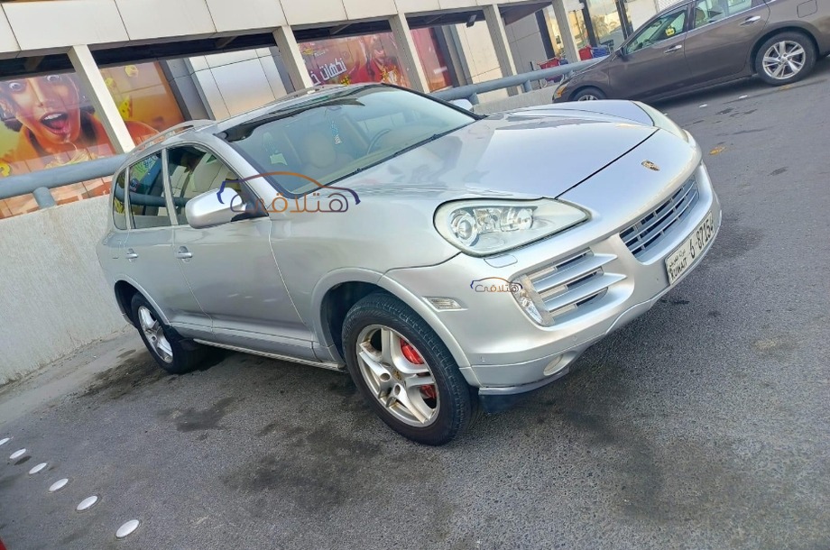 Cayenne Porsche Silver