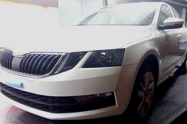     Skoda Octavia 2018  Tinted glass / Automatic / Ambition New Cash or Installment