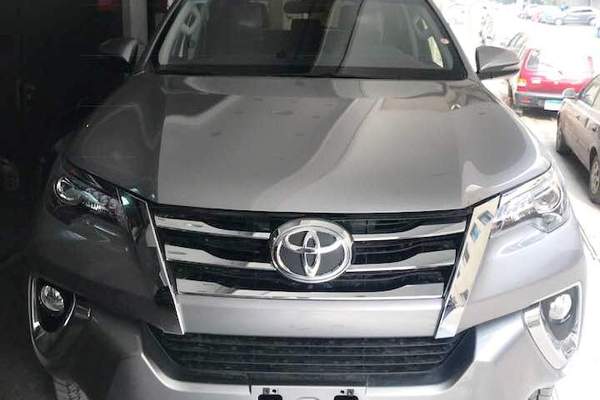     Toyota Fortuner 2019 Automatic / Full option / 4WD New Cash or Installment