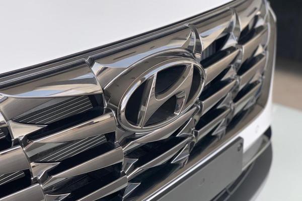     Hyundai Tucson 2021 A/T / Smart Plus New Cash or Installment