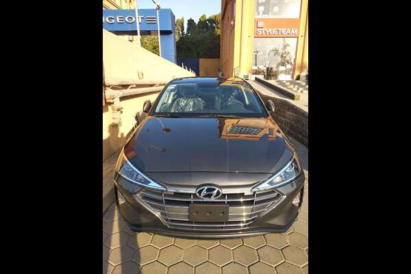     Hyundai Elantra AD 2025 A/T / Modern New Cash or Installment