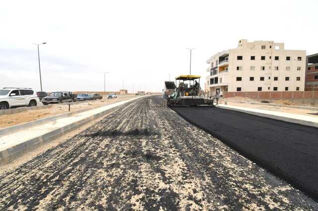 متابعة لأعمال الطرق بمنطقة أحياء بيت الوطن بالامتداد الشرقي لمدينة القاهرة الجديدة