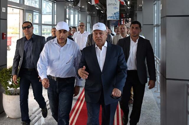 100 أتوبيس كهربائي مكيف لمشروع الأتوبيس الترددي بمصر
