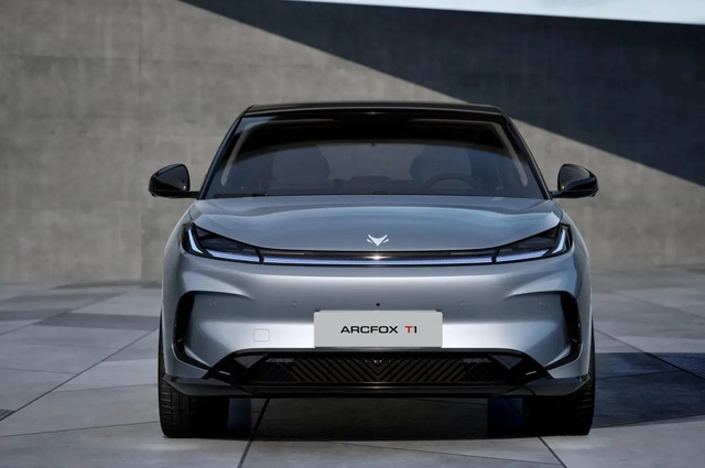 بالأسعار والمواصفات : أركفوكس T1 تبدأ من 790 ألف جنيه بمصر